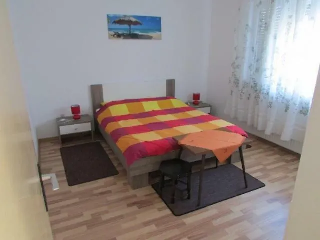 Sandra Apartment Novigrad Istria