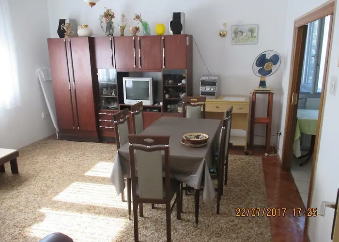 Apartment Sandra Novigrad Istria